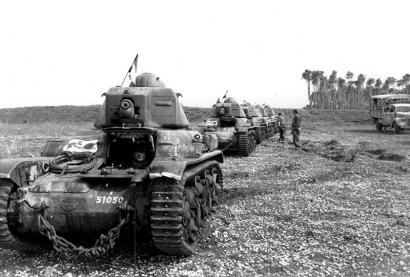 La 1ère Compagnie équipée de chars R35 des forces de Vichy