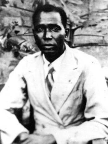 Albert IDOHOU Albert IDOHOU